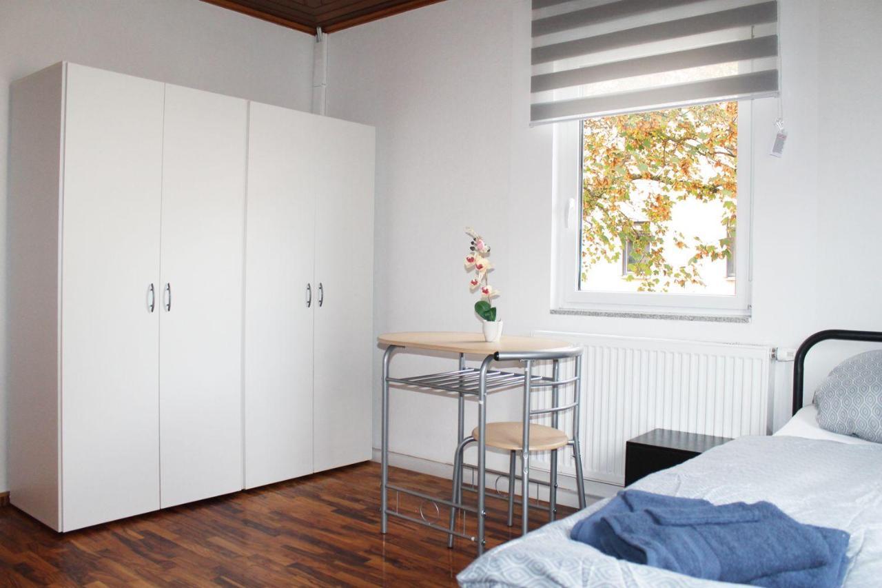 Fully Equipped Apartments Bonnigheim Exterior photo